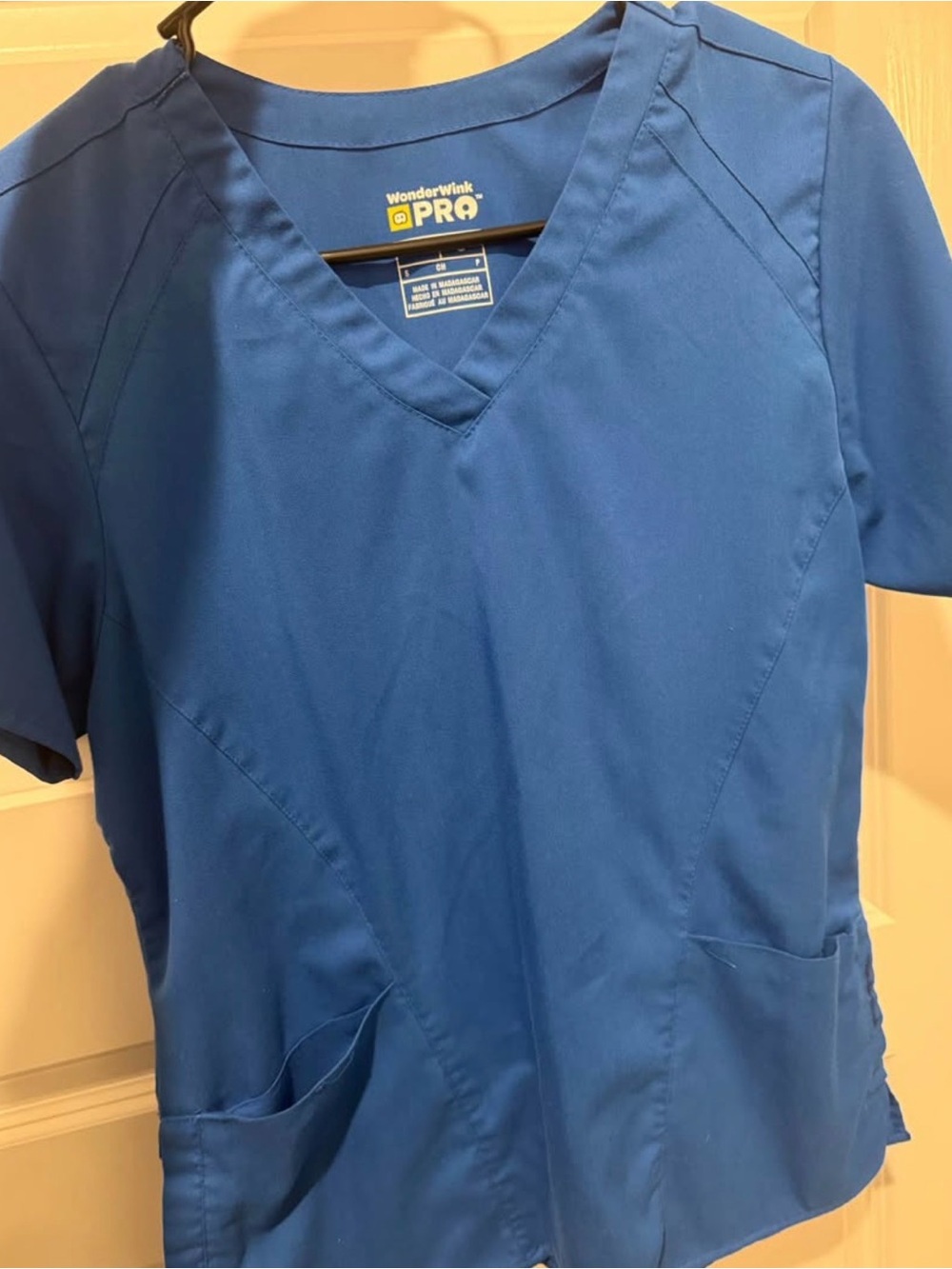 WonderWink Pro Women’s V-Neck Scrub Top in Blue